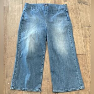 NYDJ Flare Pull On Wide Leg Jeans with Vintage Wash Size 8